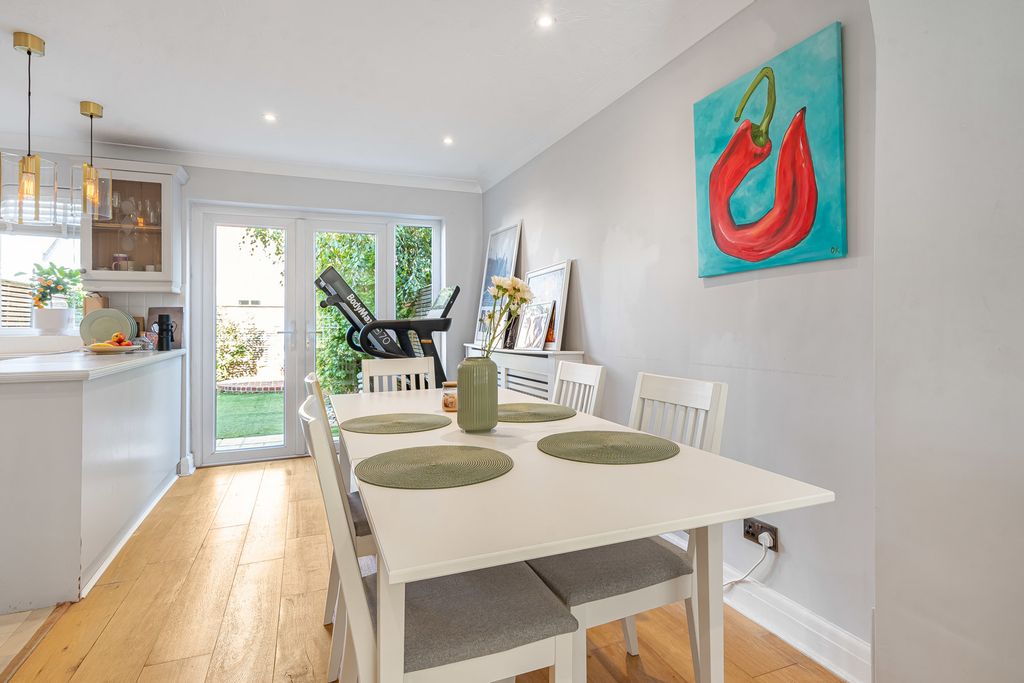 Property photo 3 of 20 19_93348