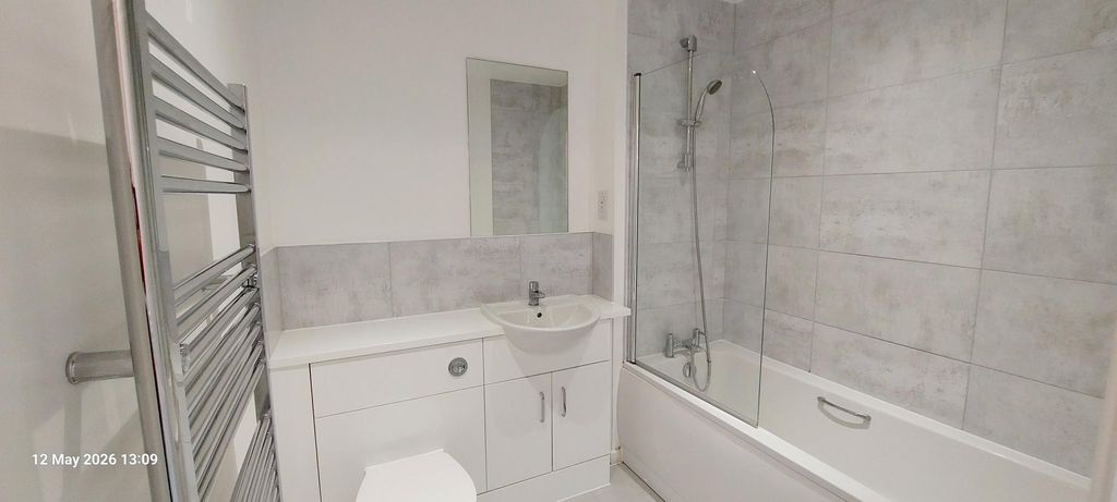 Property photo 3 of 15 Bathroom