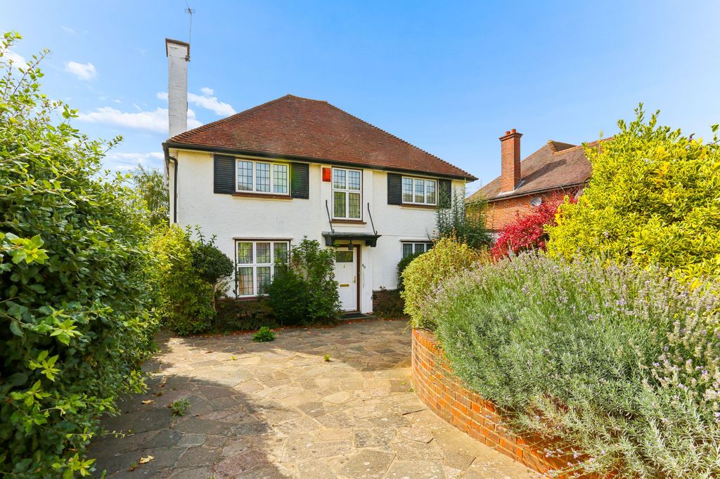 Property photo 1 of 31