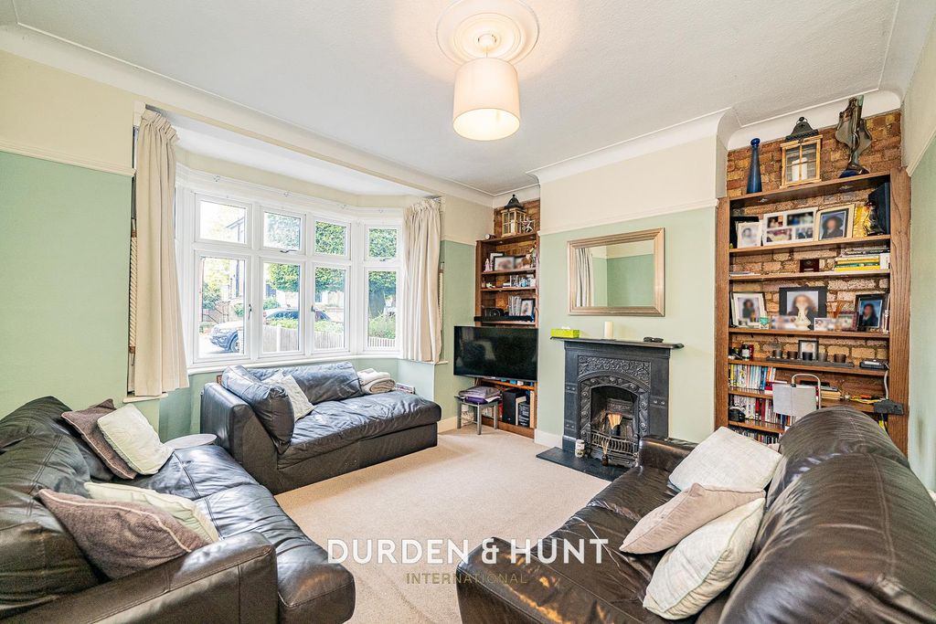 Property photo 2 of 22 Grosvenor-15.Jpg