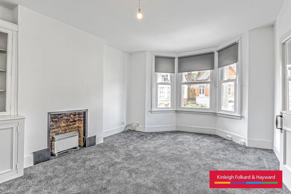 Property photo 2 of 14 Picture No. 10