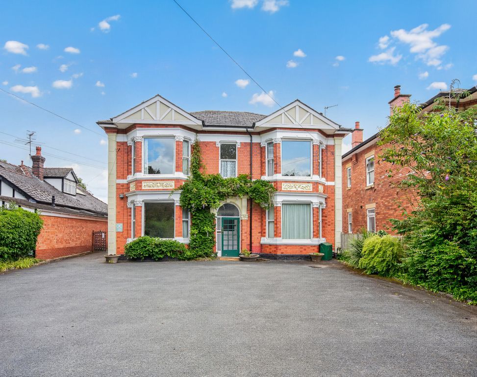 Property photo 1 of 17