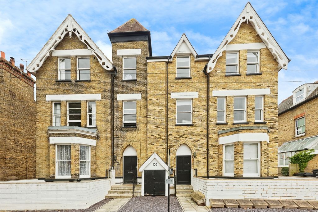 Property photo 1 of 17 Photo