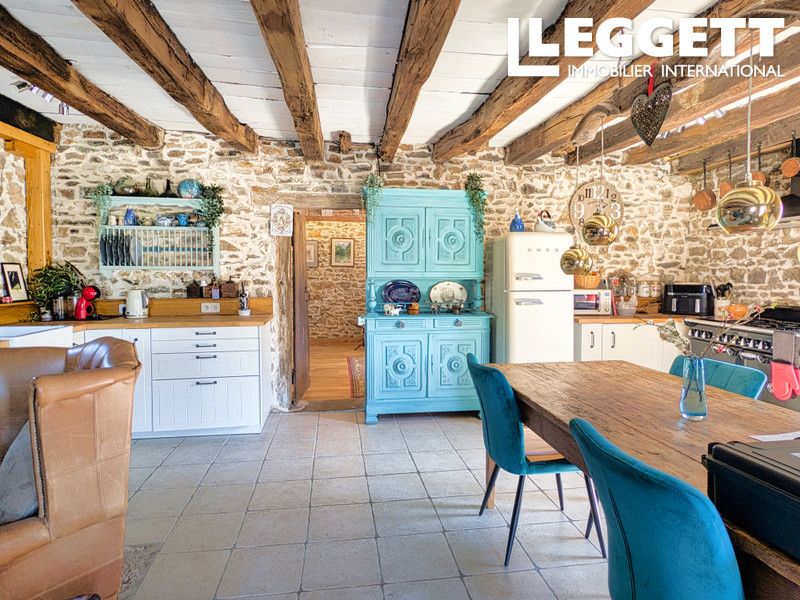 Property photo 2 of 10