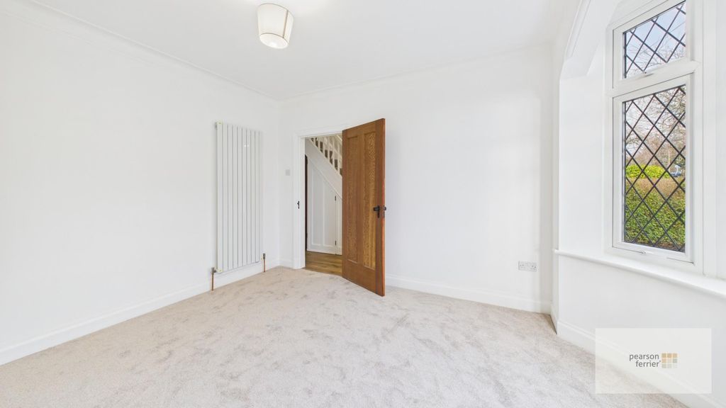 Property photo 3 of 22