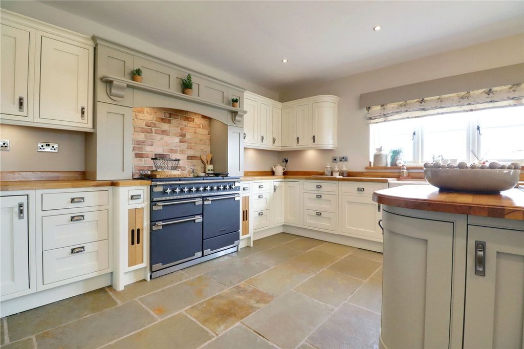 Additional image 12 of 9 bed detached house for saleCrowle, Scunthorpe DN17
