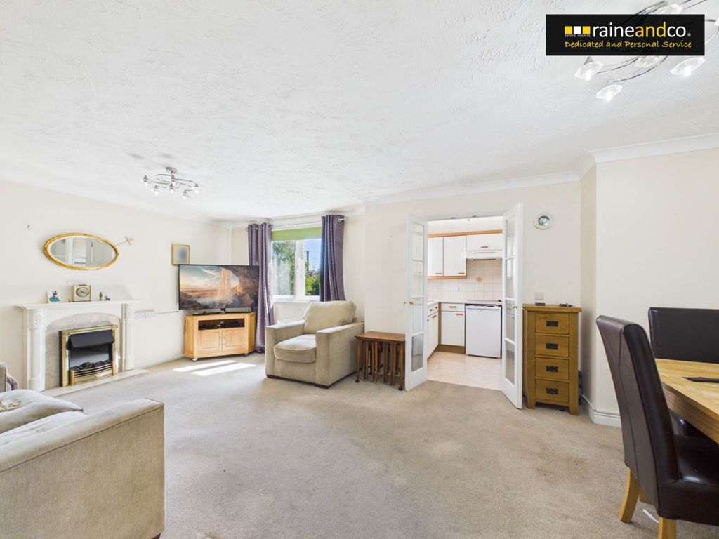 Property photo 3 of 15