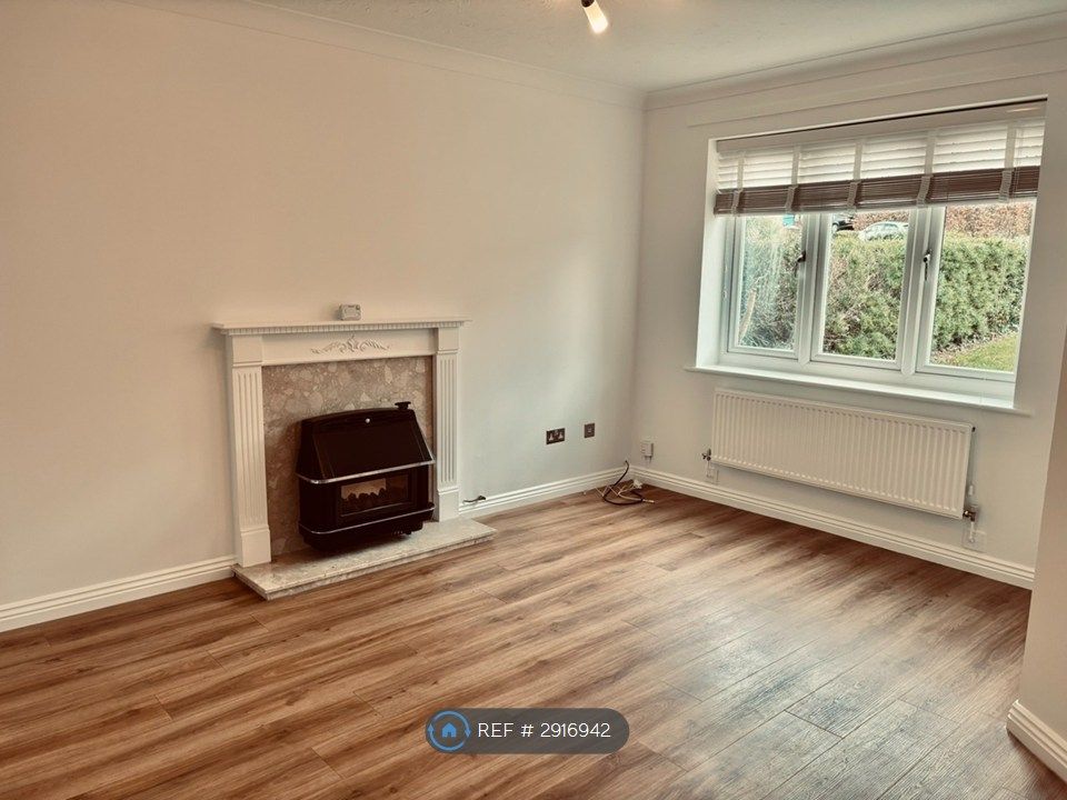 Property photo 2 of 26