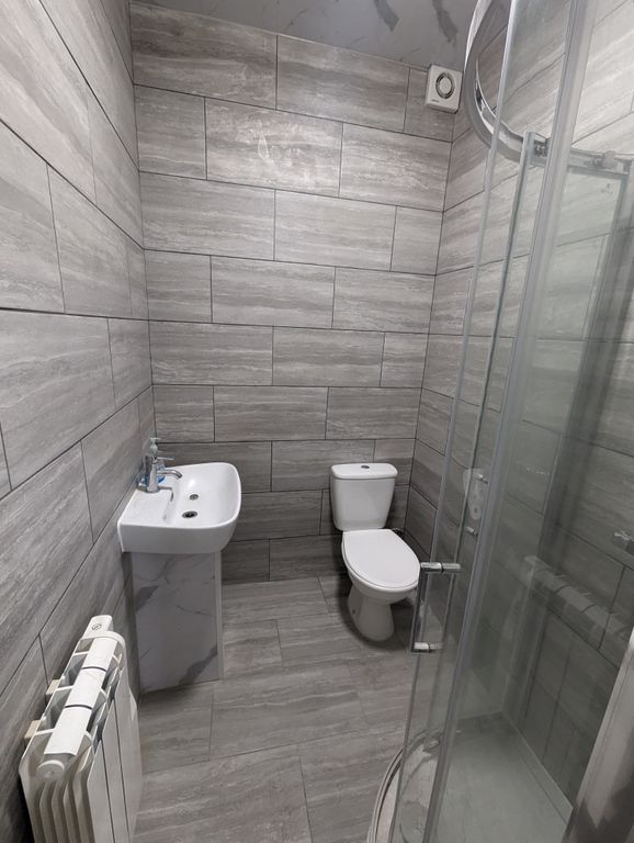 Property photo 3 of 3