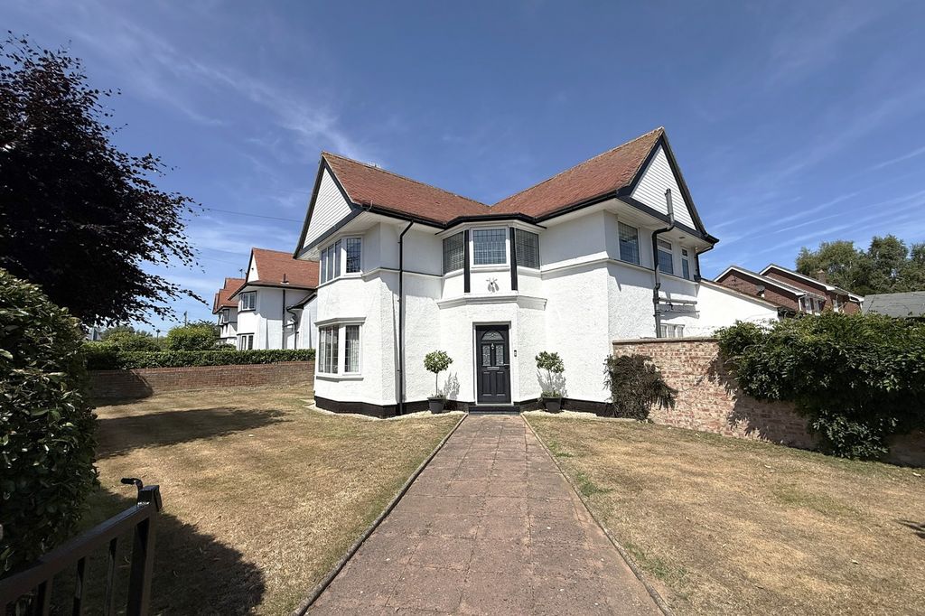 Property photo 1 of 32 Stunning Detached Period Residence In Oulton Broad