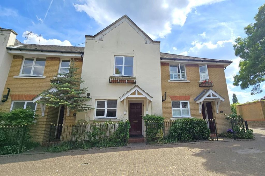 Property photo 3 of 17