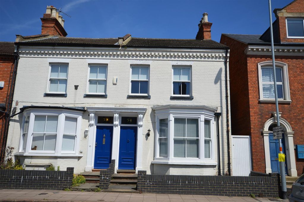 Property photo 1 of 23