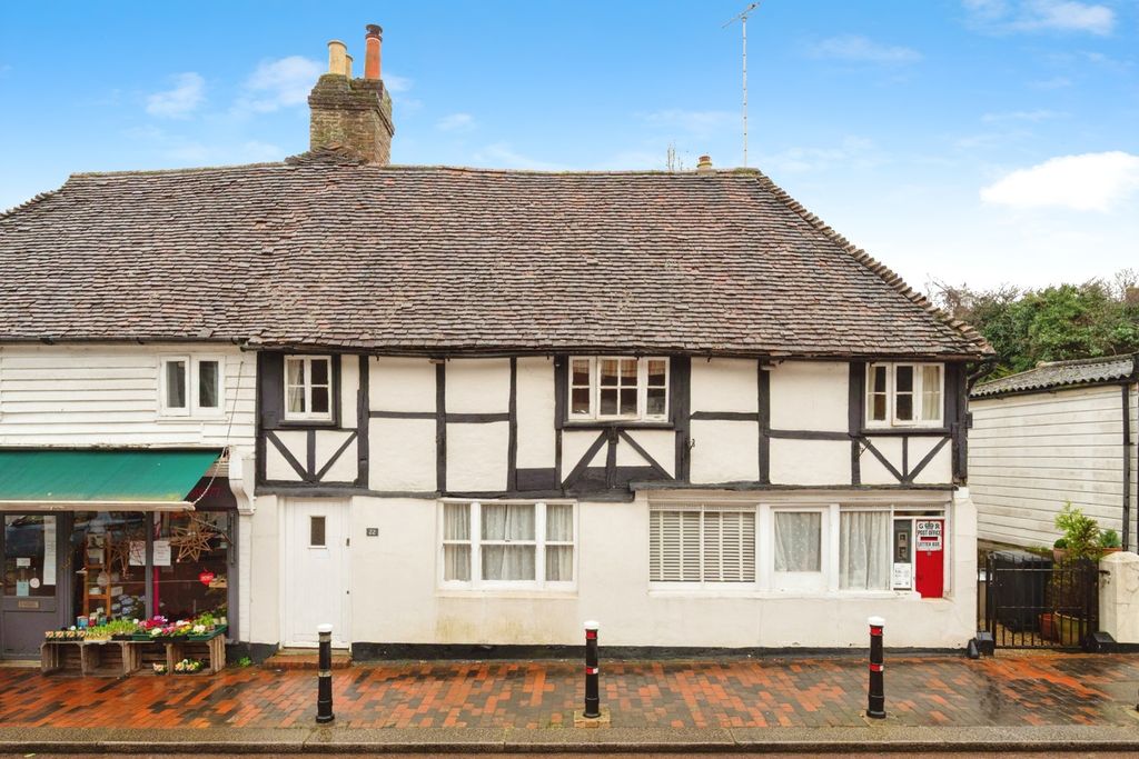 Property photo 1 of 20 Front