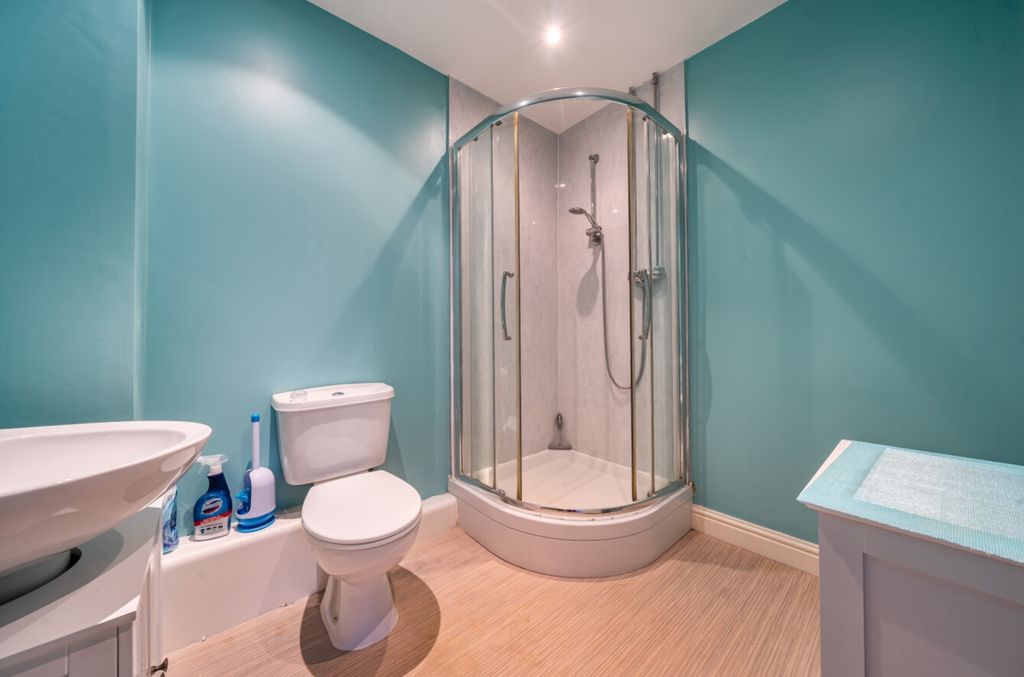 Property photo 3 of 21 1419530-13-69A583Efe3275