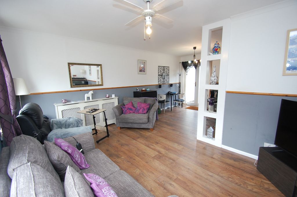 Property photo 2 of 30 5035522