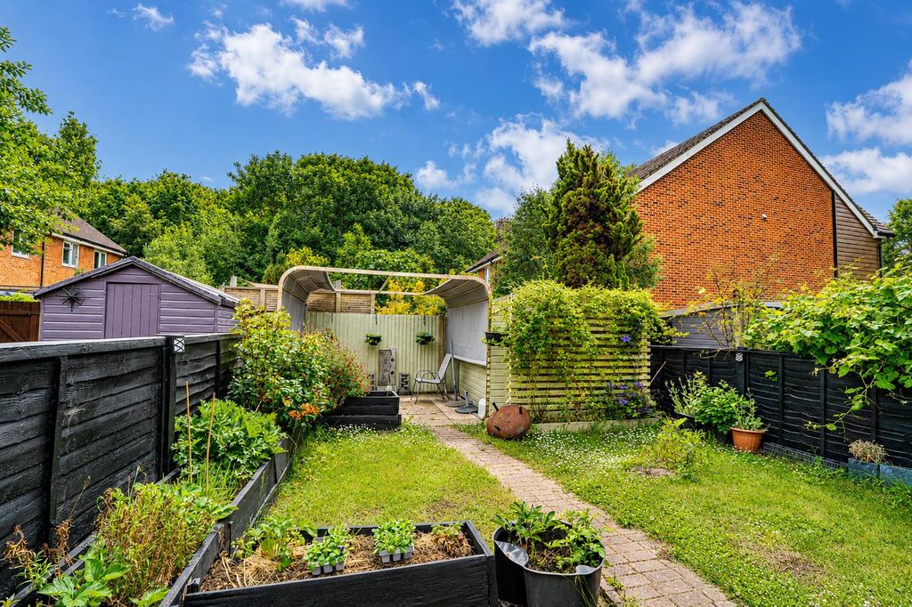 Property photo 2 of 25 884dc577-Ffe3-4E89-908E-B72E3Ad1cc7B.Png