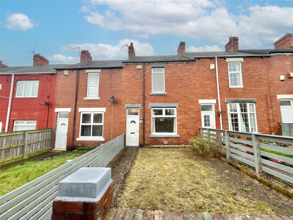 Property photo 1 of 20 External