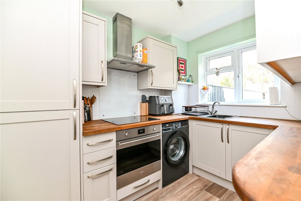 Property photo 2 of 15 Picture No. 03