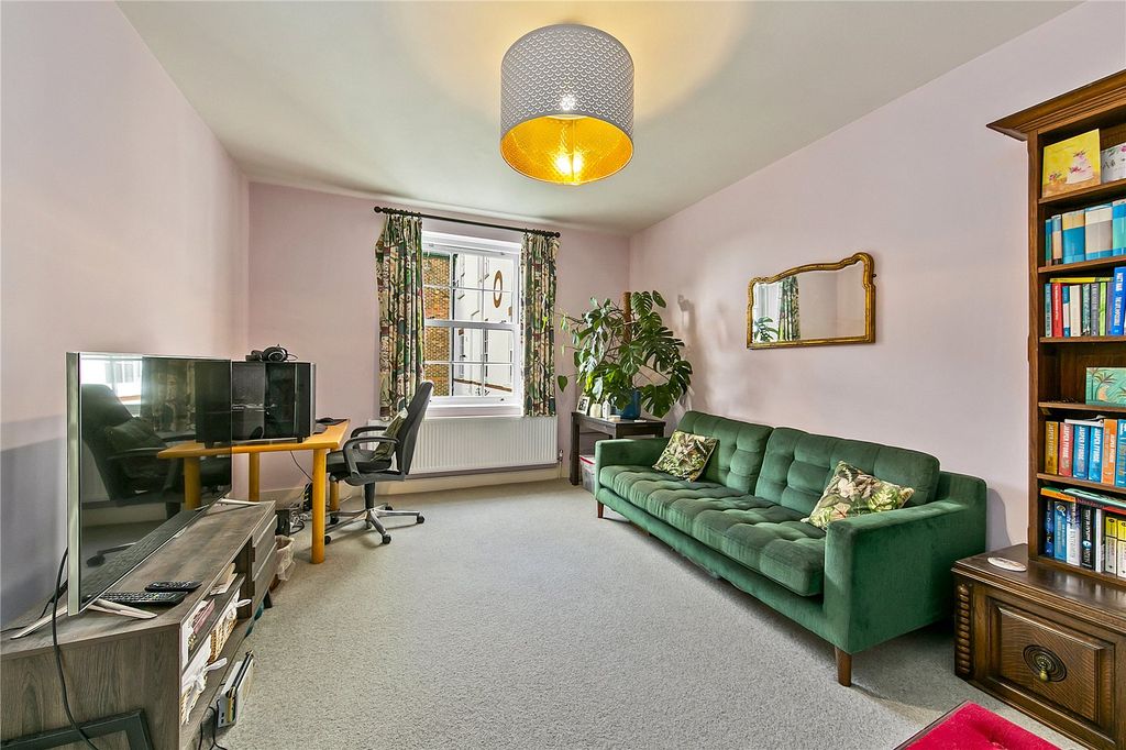 Property photo 3 of 9 Picture No. 08