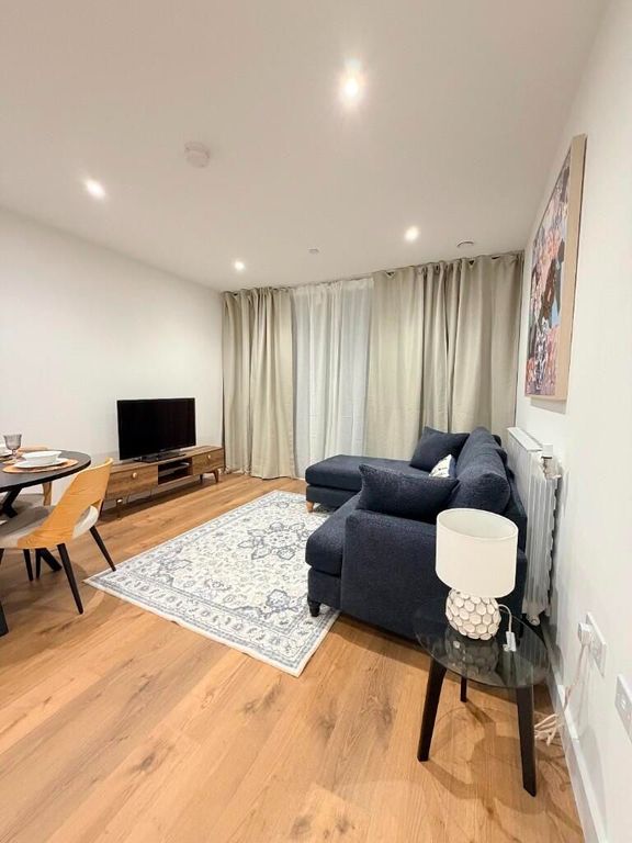 Property photo 2 of 9