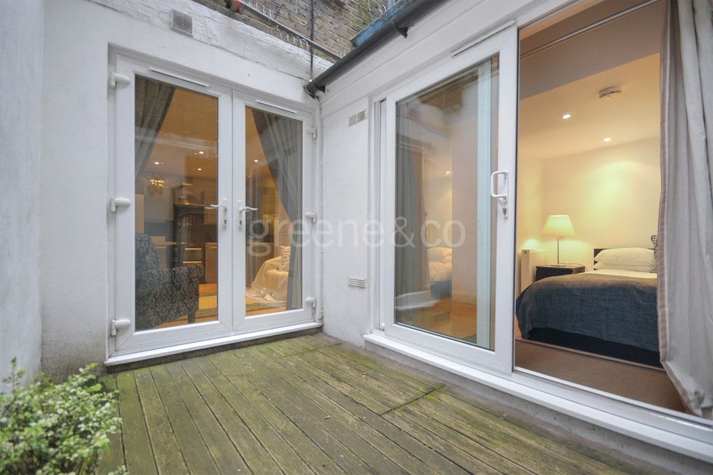 Property photo 2 of 9 6