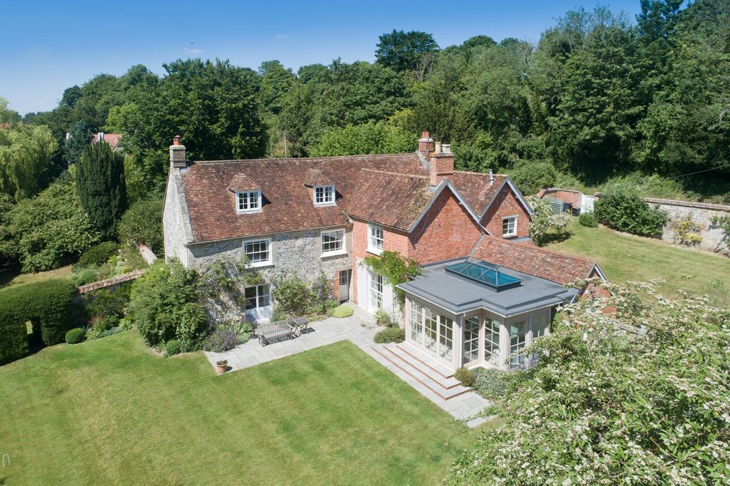 Property photo 1 of 21 The Parsonage