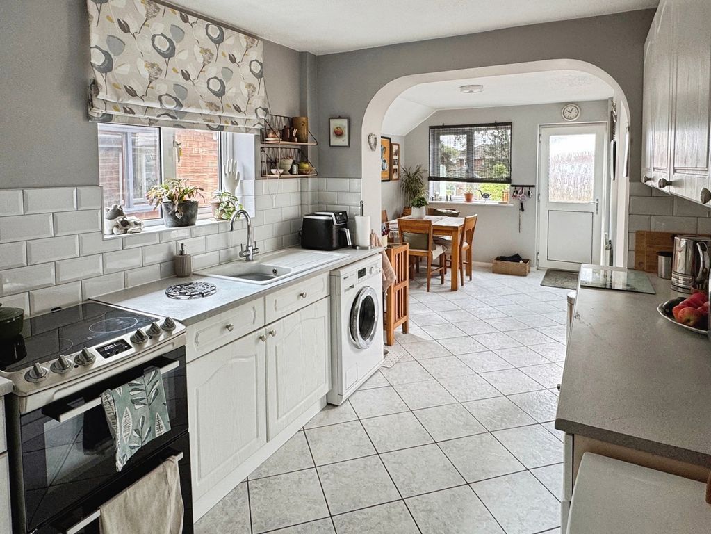 Property photo 3 of 13 Pbox-Img.Jpg