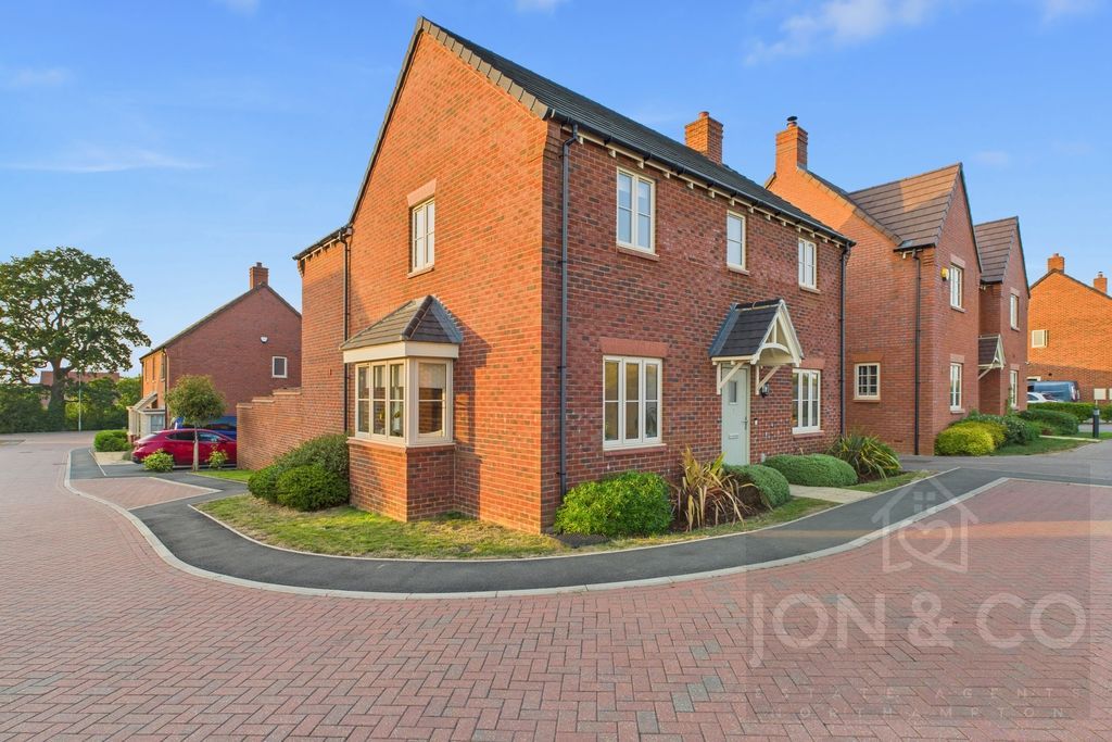 Property photo 1 of 30