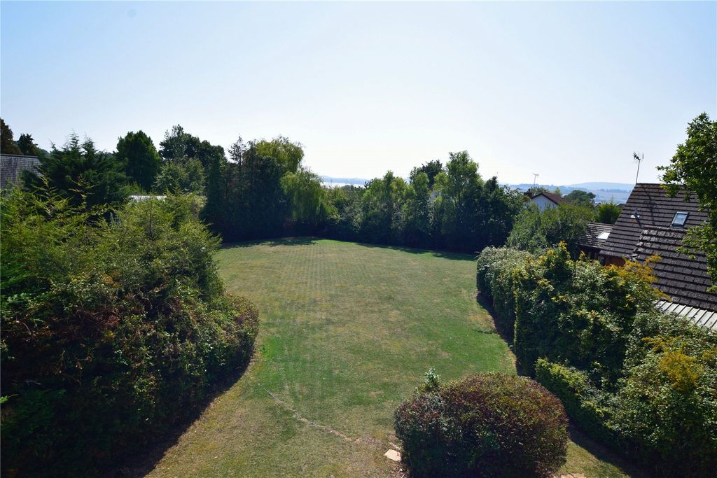 Property photo 3 of 6 Plot