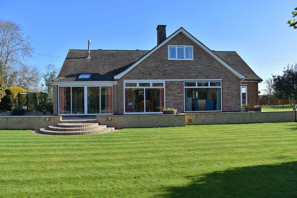 Property photo 3 of 23 Photo 27