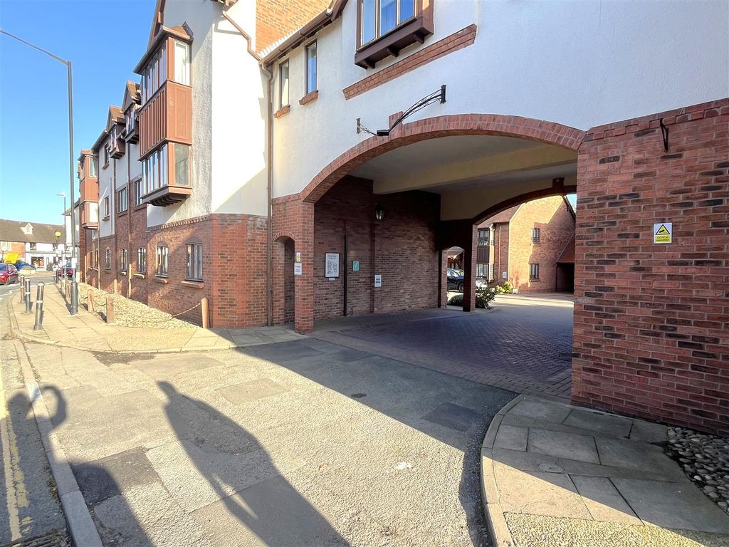 Property photo 2 of 14 003 Img_2313.Jpg