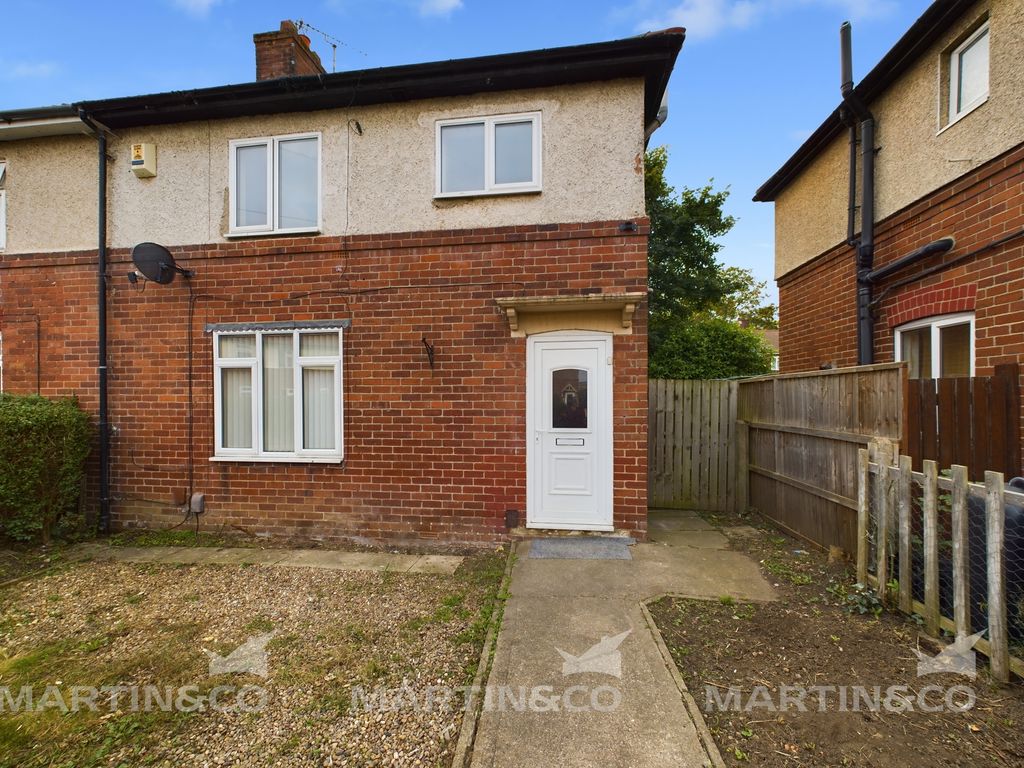 Property photo 1 of 11 Cam02406G0-Pr0326-Still012