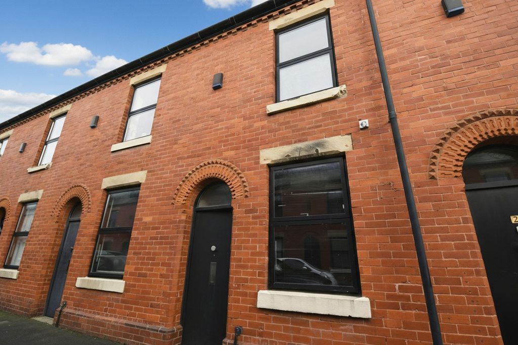 Property photo 3 of 9