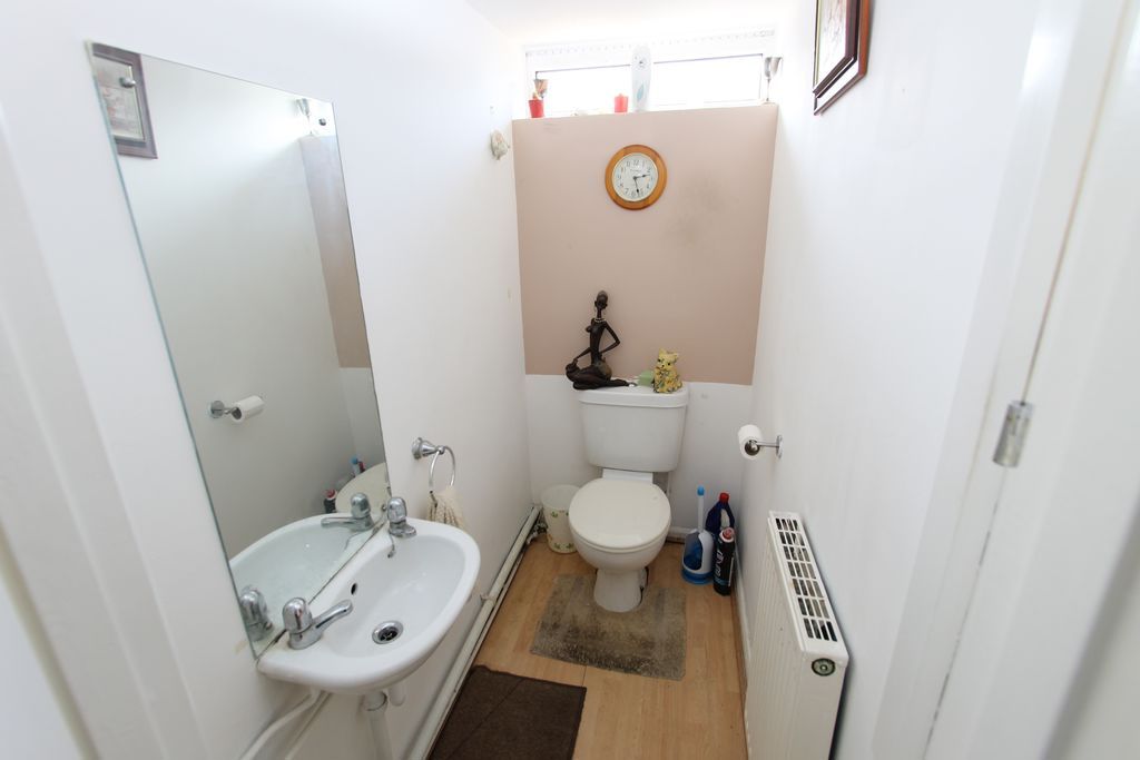 Property photo 3 of 10 Photo 3