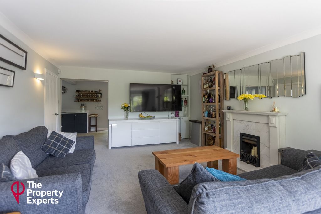 Property photo 3 of 23