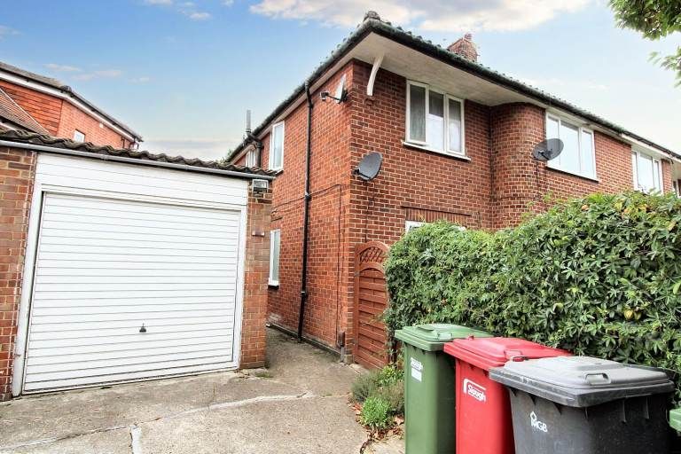 Property photo 1 of 8