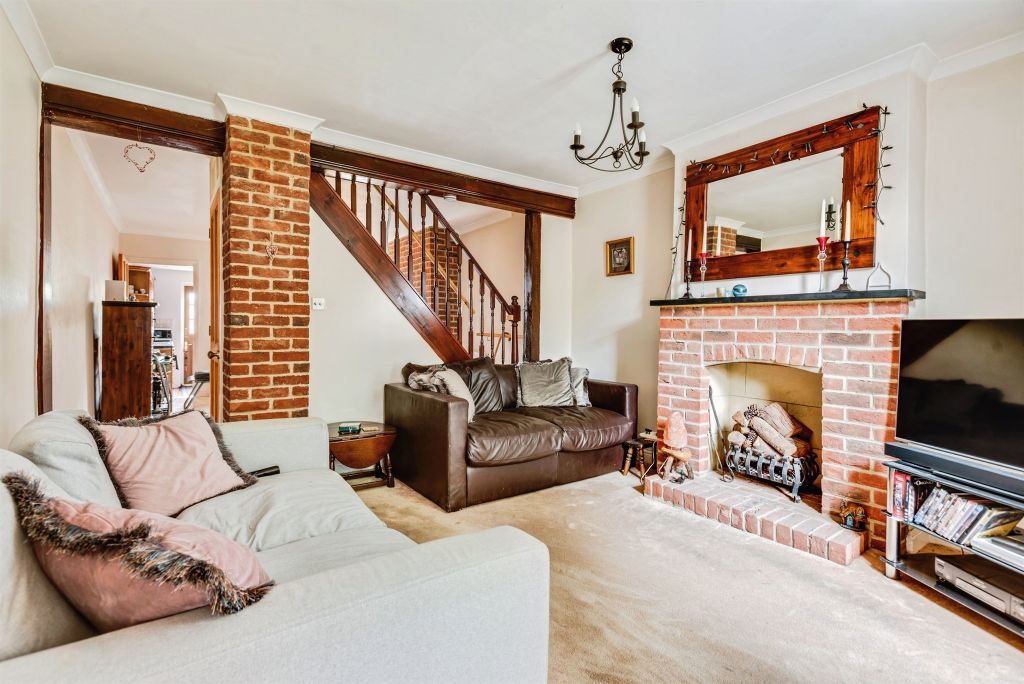 Property photo 2 of 12