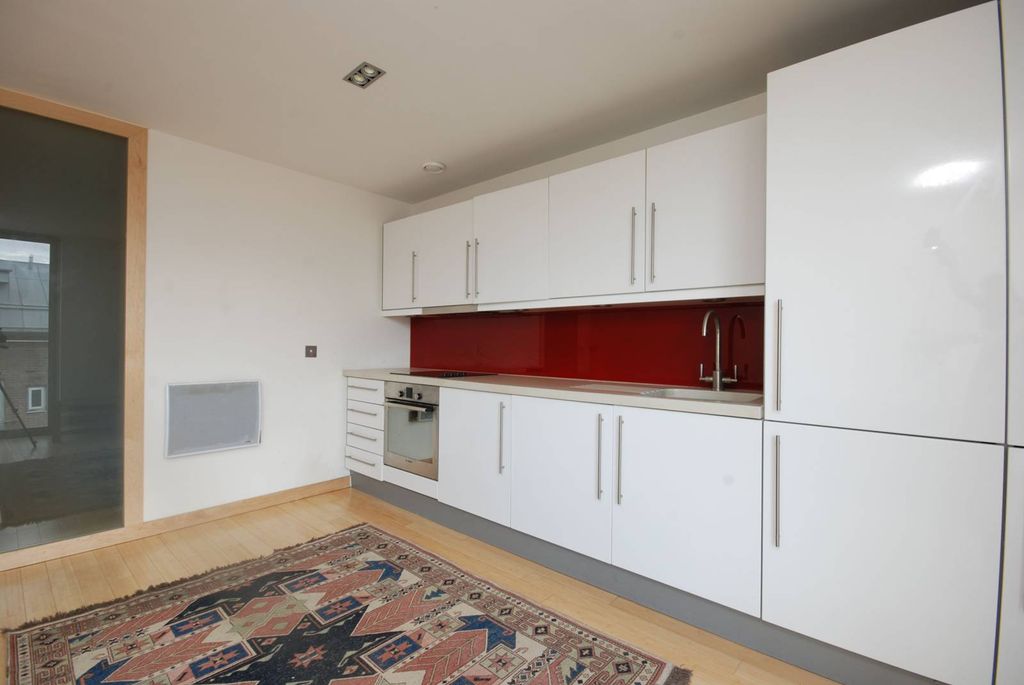 Property photo 1 of 5