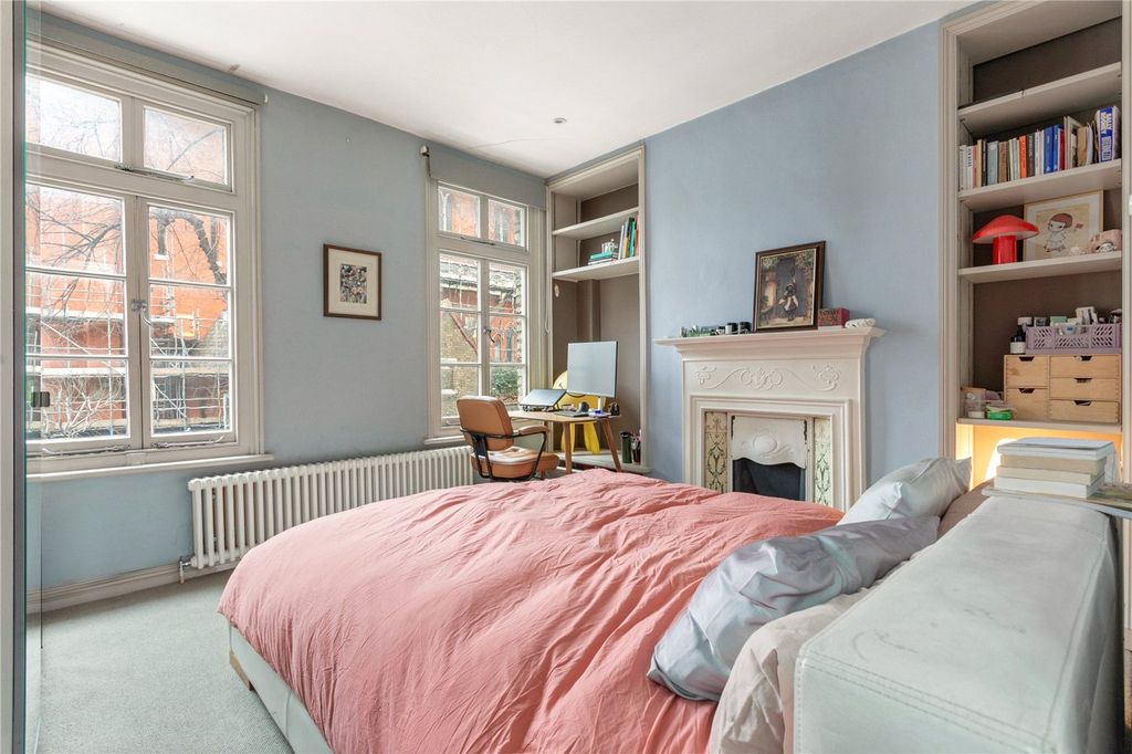 Property photo 2 of 16 Picture No. 10