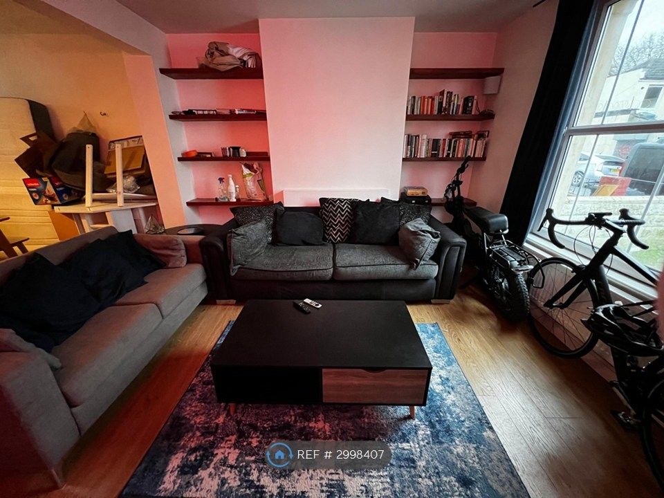 Property photo 3 of 8 Living Area
