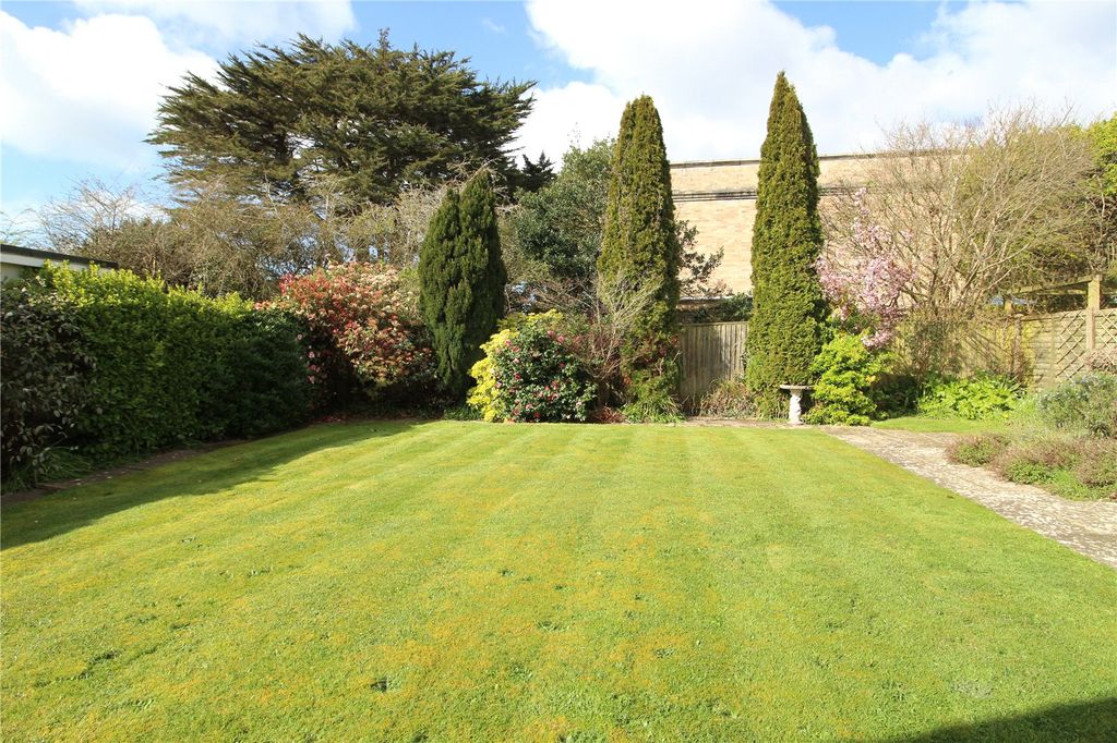 Property photo 2 of 10 Picture No. 07