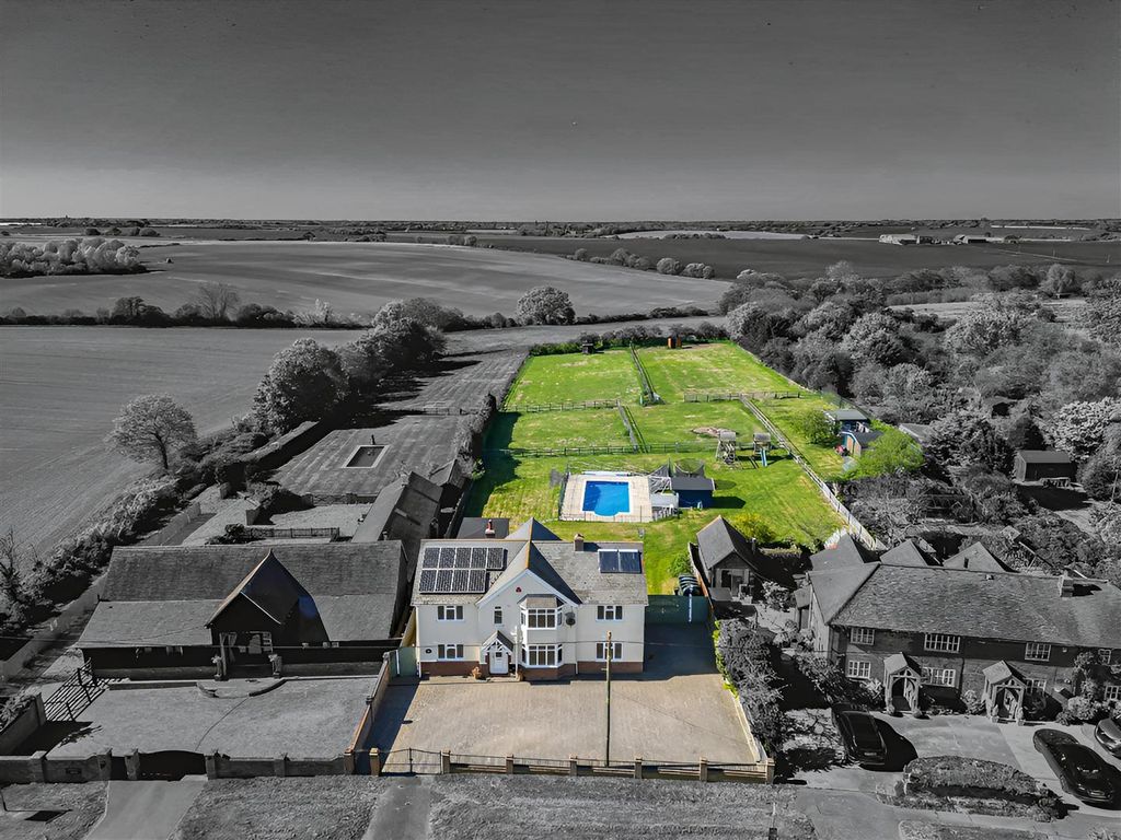 Property photo 1 of 21 Aerial