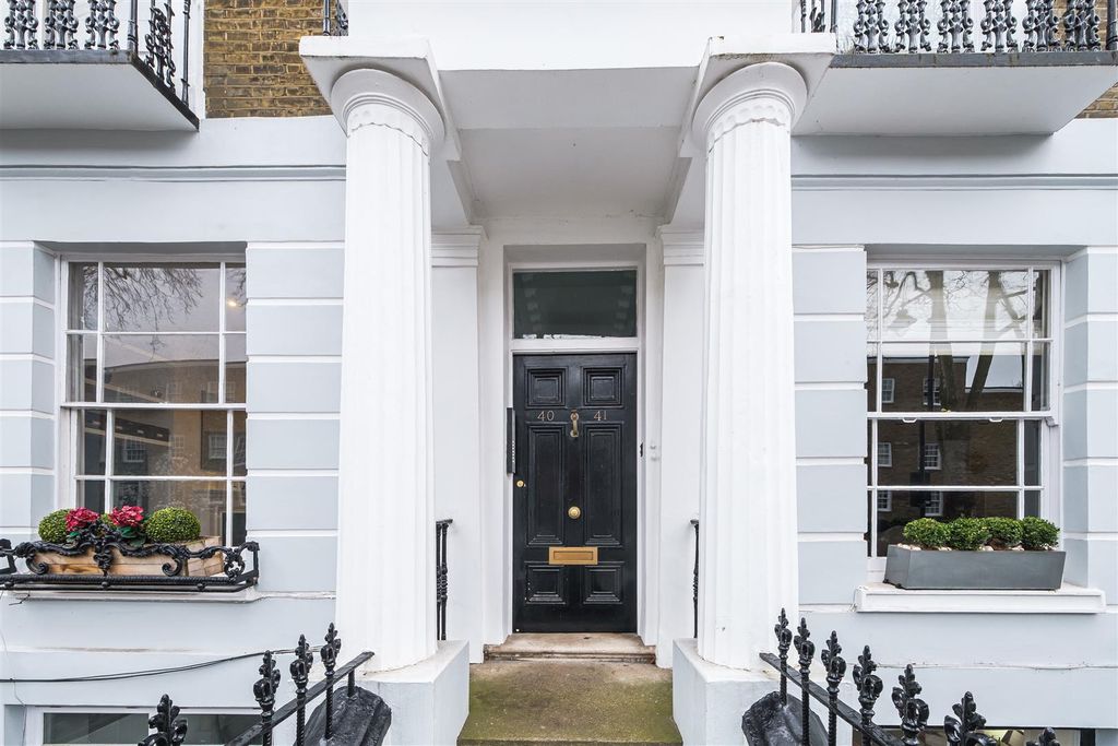 Property photo 2 of 19 41A-Compton-Road-1.Jpg