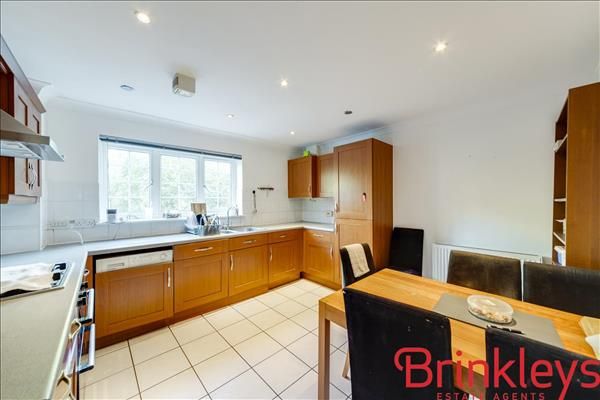 Property photo 3 of 10 Picture 3