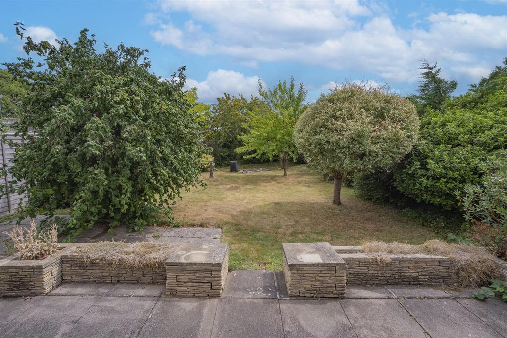 Property photo 2 of 14 Photo 2