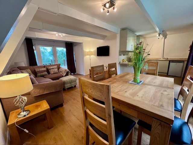 Property photo 3 of 13 2B8d89Df B035 4698 9d1F 2B0266720780