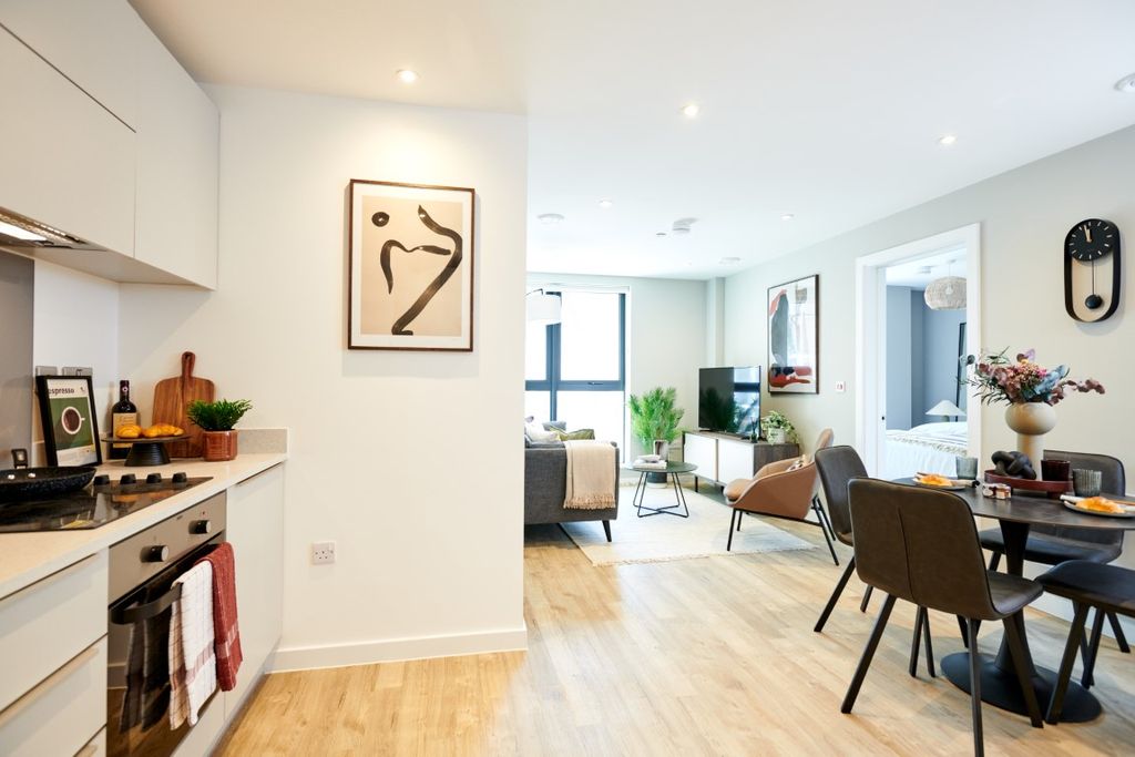 Property photo 2 of 11 Image