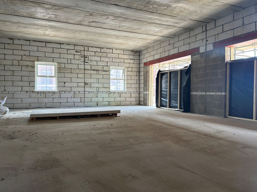 Property photo 2 of 5