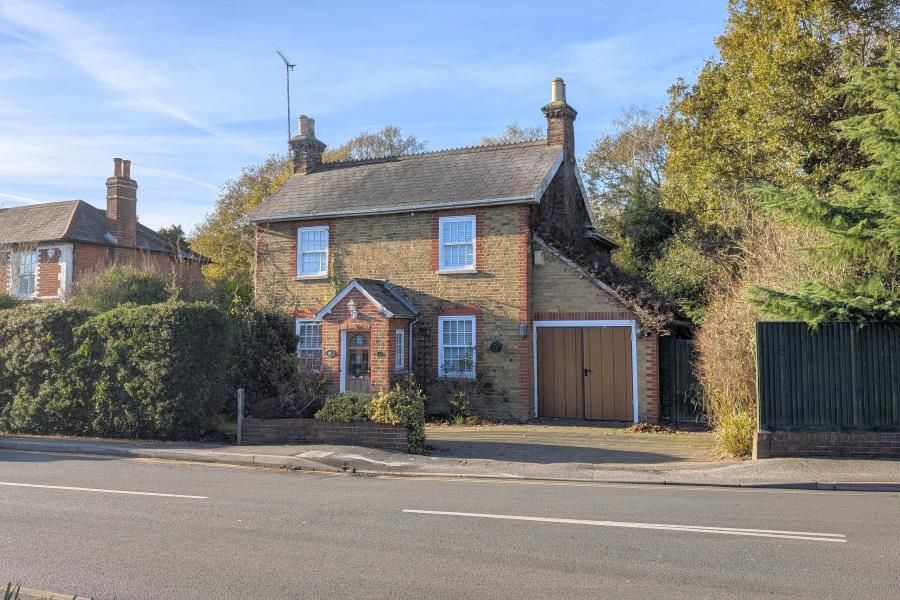 Property photo 1 of 17