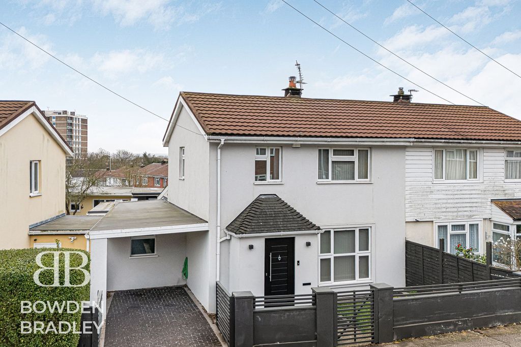 Property photo 1 of 29